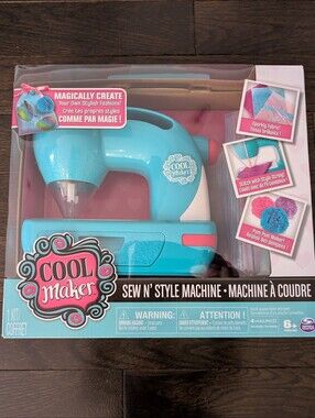 LIKE NEW Cool Maker Sew N' Style Kids Sewing Machine